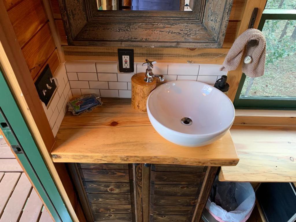 Hotel Treehouse Ranch Goldendale Exterior foto