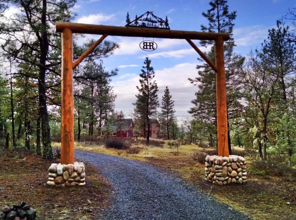 Hotel Treehouse Ranch Goldendale Exterior foto