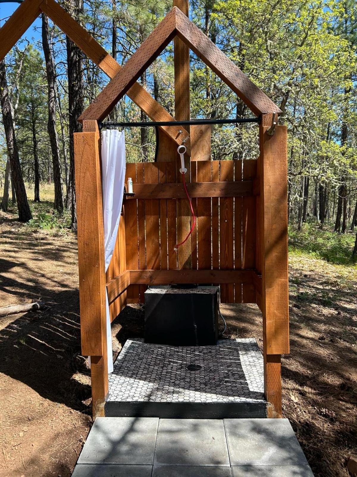 Hotel Treehouse Ranch Goldendale Exterior foto